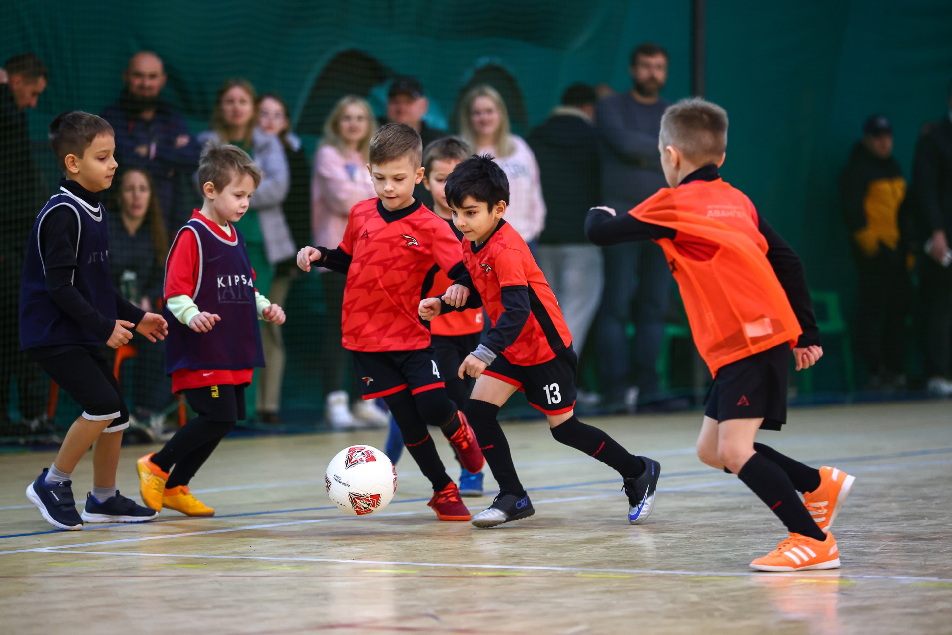 ХК «Авангард» и футбольная академия «Авангард» приступили к масштабированию  проекта: детская футбольная школа уже открылась в Омске