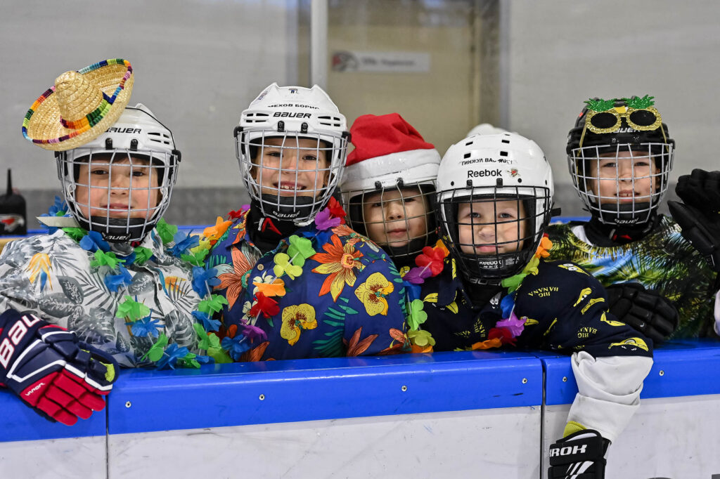 Гавайский Новый год в ДХЦ «Авангард»