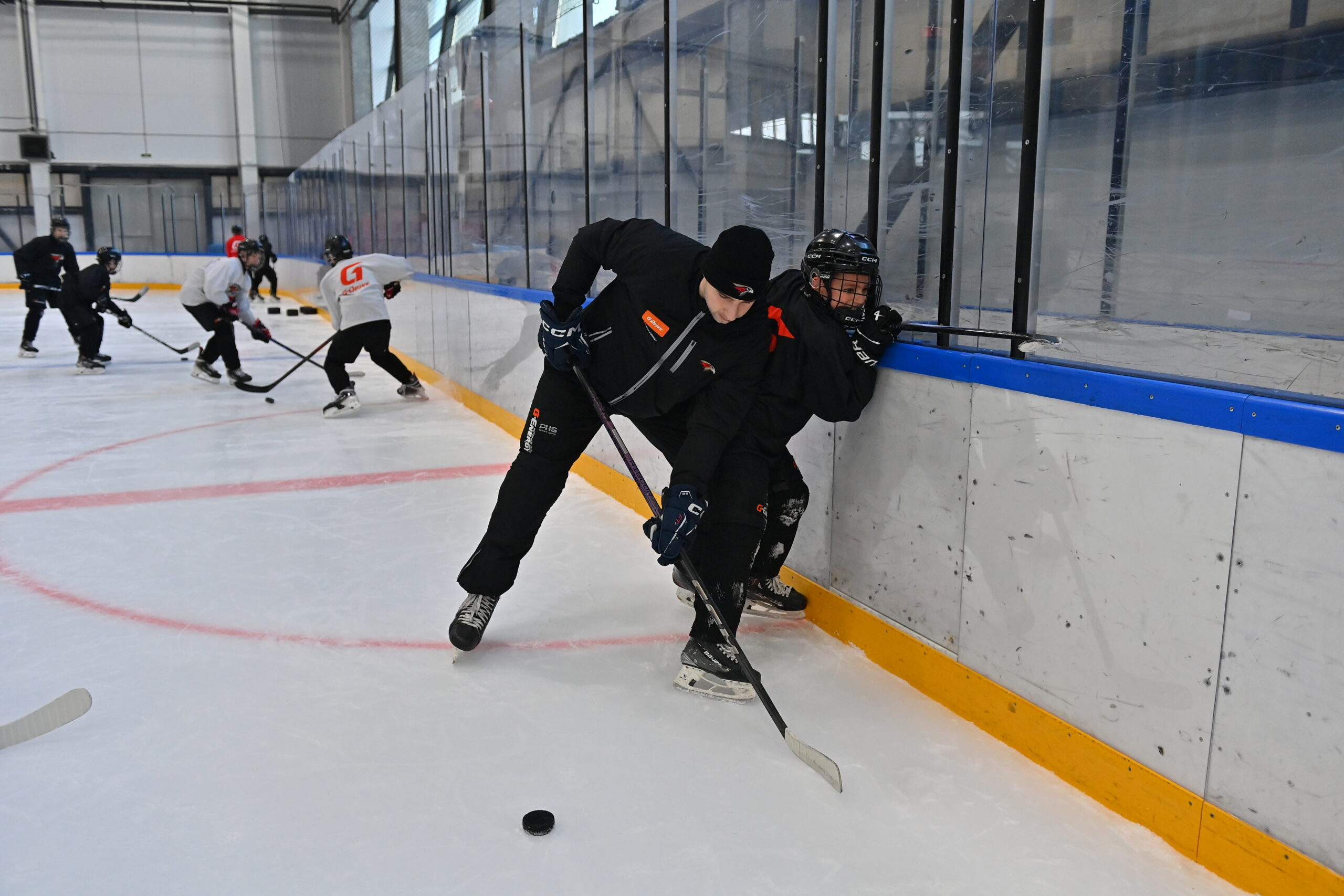 «Безопасный лёд» или как избежать травм в хоккее